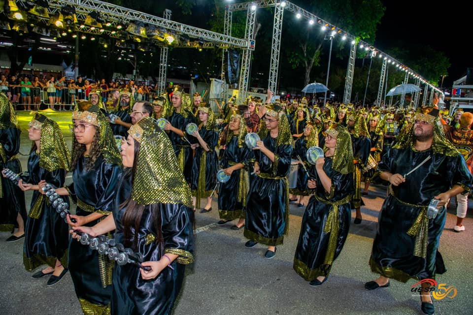 Bateria da Saudosa Maloca se apresentando em 2024 - Foto: Equipe Daniel Amorim/ UESP