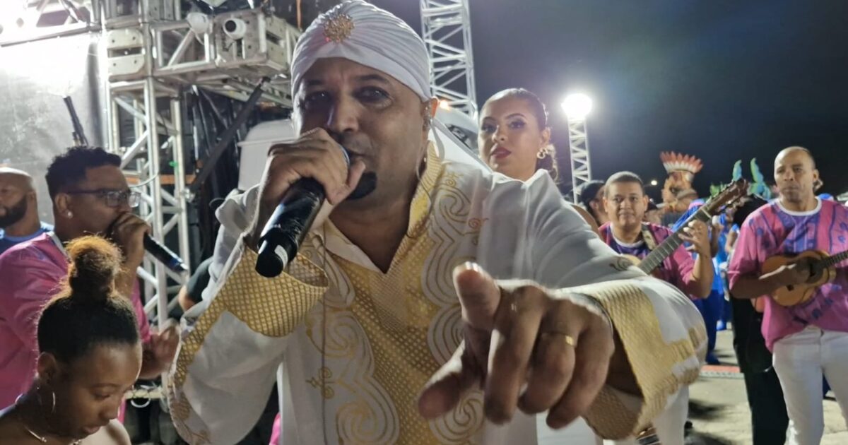 Viny Machado da Copacabana durante a Largada da Escola, em Porto Alegre