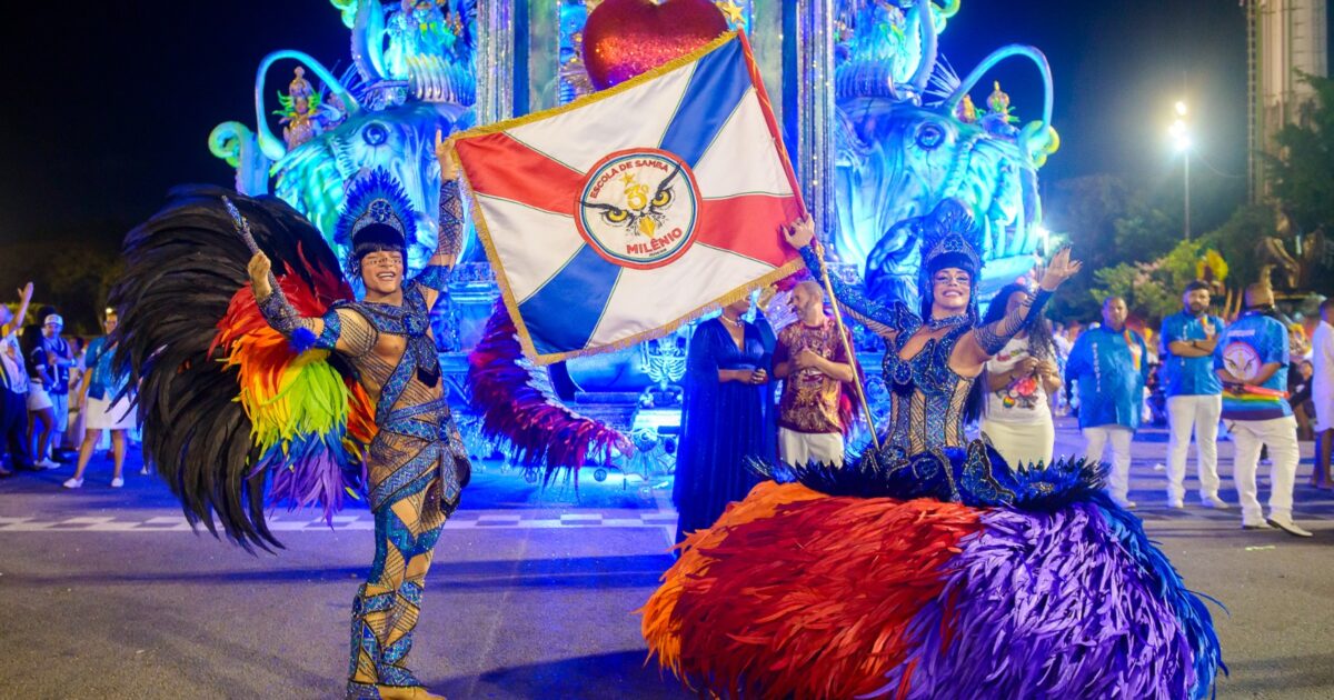 Estrela do Terceiro Milênio lança curso de mestre-sala e porta-bandeira Felipe Araújo/LigaSP