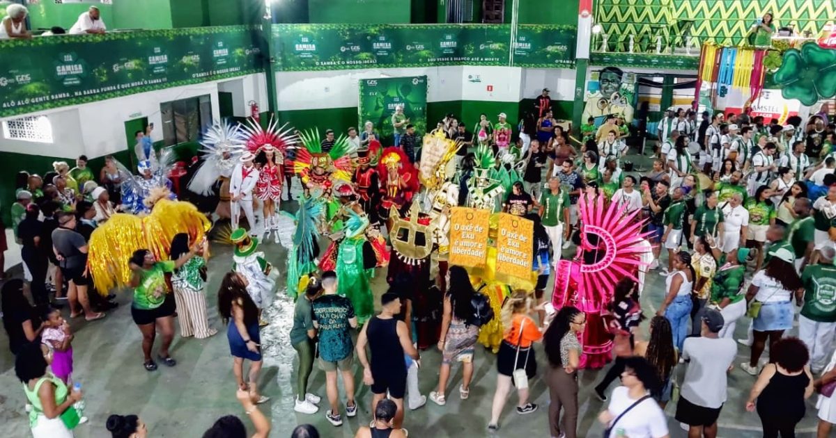 fantasias Camisa Verde e Branco 2026