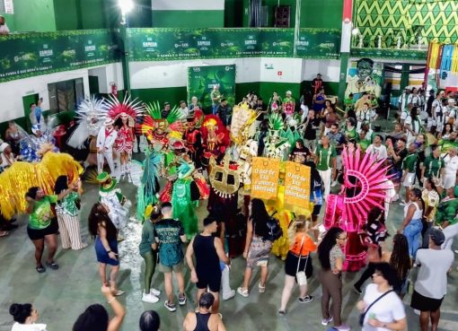 fantasias Camisa Verde e Branco 2026