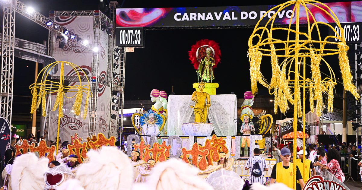 Alegoria do Cacique do Parque no desfile oficial em 2025. Foto de Daniel Amorim | UESP