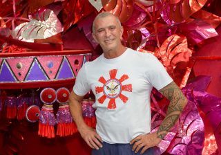 Paulo Barros é o carnavalesco que assinará o enredo da Estrela do Terceiro Milênio em 2027.