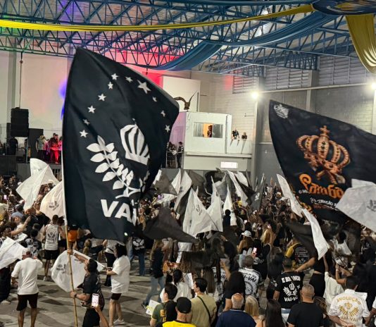 Arena Uirapuru durante a apresentação dos sambas concorrentes do Vai-Vai para o Carnaval 2027